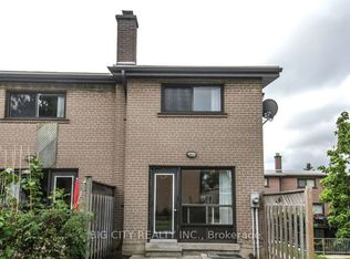 3092 Don Mills Rd #16, Toronto, ON M2J3C3