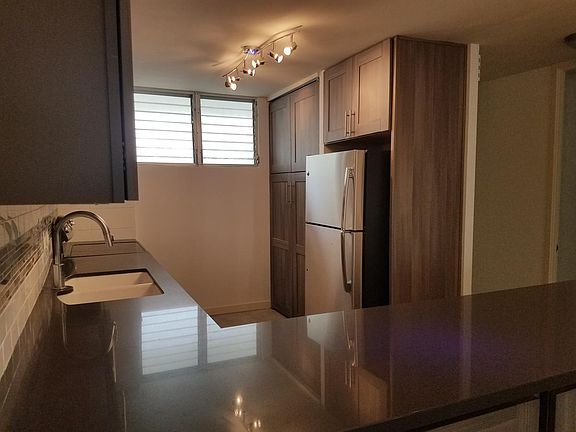 2nd image of 1515 Ward Ave APT 903