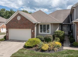 328 Buttermere Ln, Amherst, OH 44001