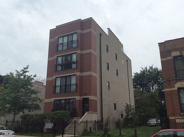 1st image of 3560 S Giles Ave Unit 1