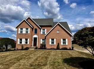 1019 Kimberly Dr, Uniontown, PA 15401