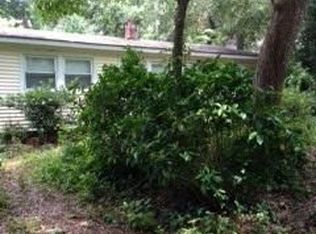 137 Juniper Rd, Pine Knoll Shores, NC 28512