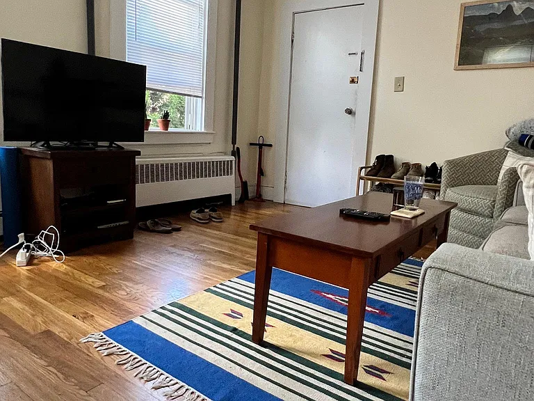 140 Hampshire St #1 — Photo 4