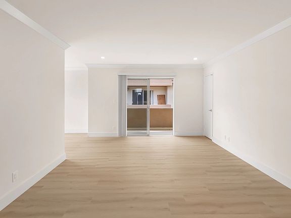 4th image of 1436-40 Armacost Ave #1440-4