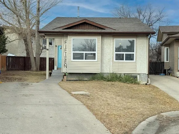 15 E Dakota Rd W, Lethbridge, AB T1K 5L4
