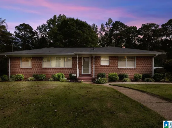 5111 Louise St, Hokes Bluff, AL 35903