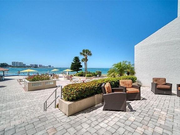 3rd image of 440 S Gulfview Blvd Unit 809