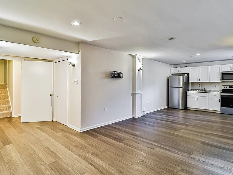 4100 Ulster Rd — Photo 36