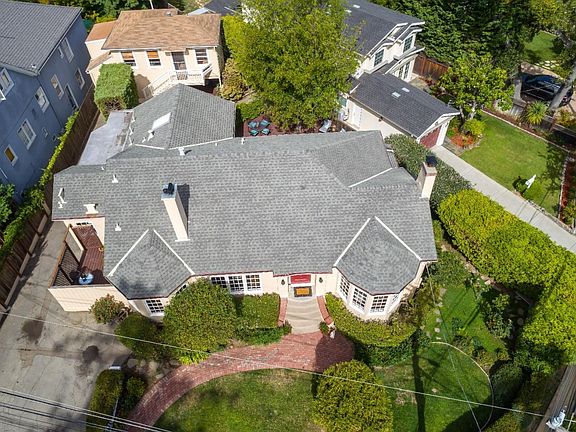 2nd image of 600 W Poplar Ave
