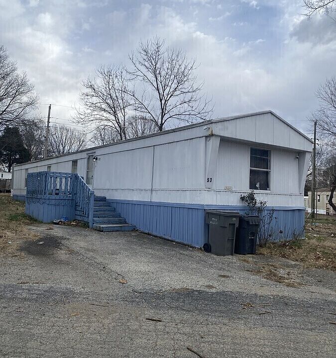 1st image of 1305 N Floyd St Lot 53