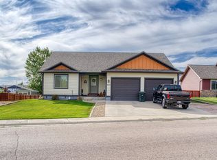 625 Arcadia Ave, Gillette, WY 82716