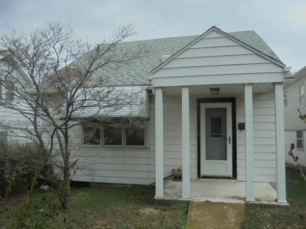 785 Grant St, Hazleton, PA 18201