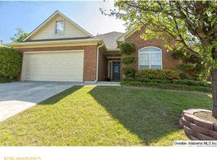 137 Narrows Point Ct, Birmingham, AL 35242