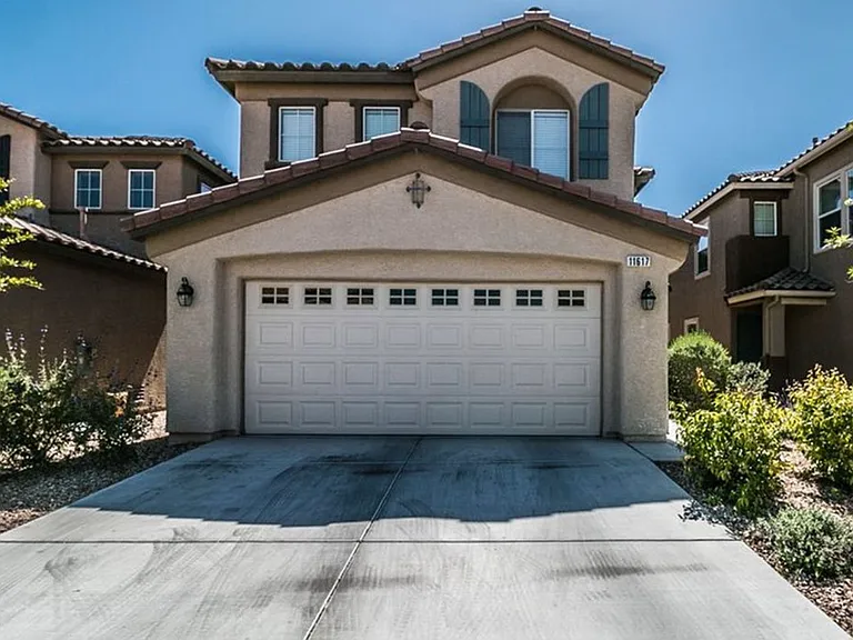 11617 Royal Derwent Dr — Photo 1