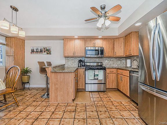 4th image of 281A Signs Road