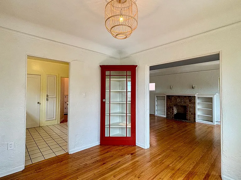 2432 Madison Ave — Photo 6