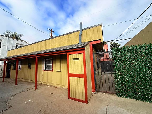 2nd image of 1109 Cherry Ave