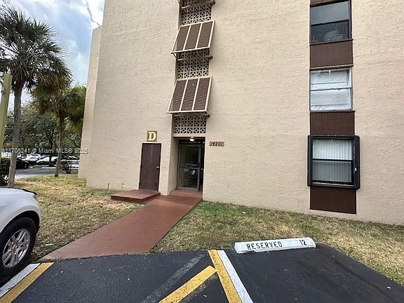 5th image of 14201 N Kendall Dr #309D