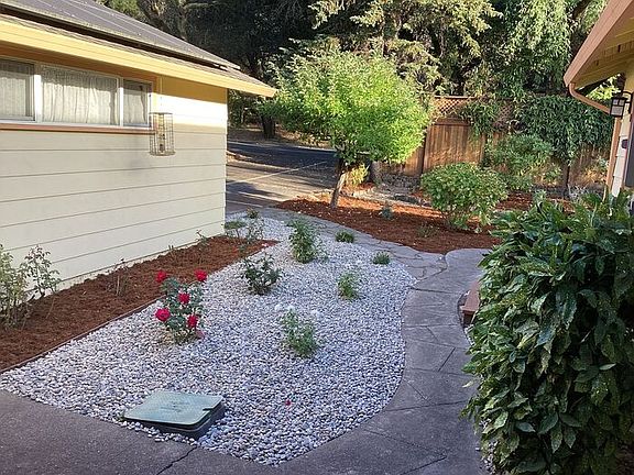 4th image of 4747 Montgomery Dr