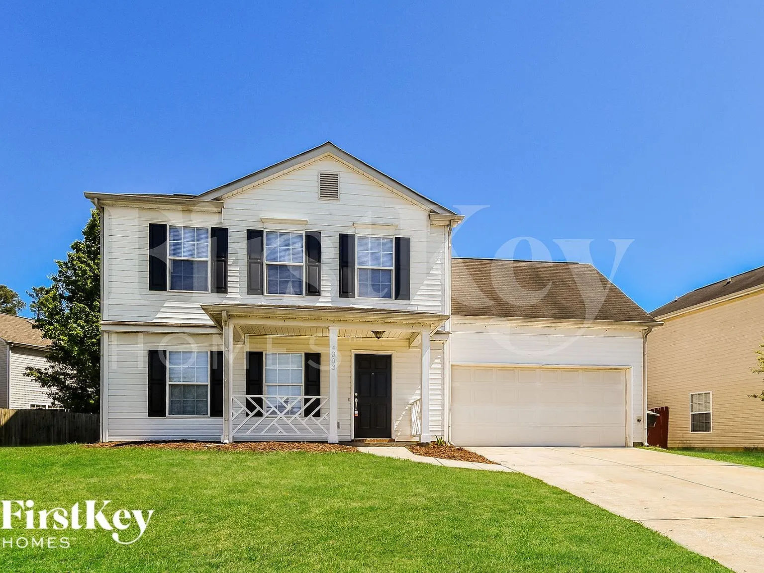 3 bed, 2.5 bath, 1600 sqft, $2,100 — Photo 1