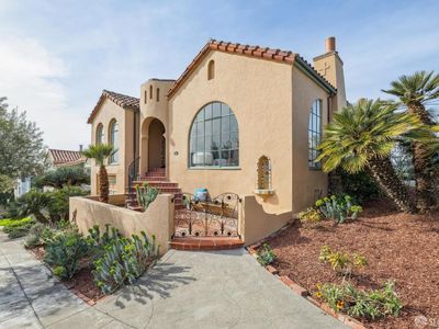 95 Pinehurst Way, San Francisco, CA, 94127