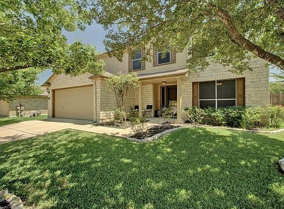 3rd image of 1215 Leah Ln