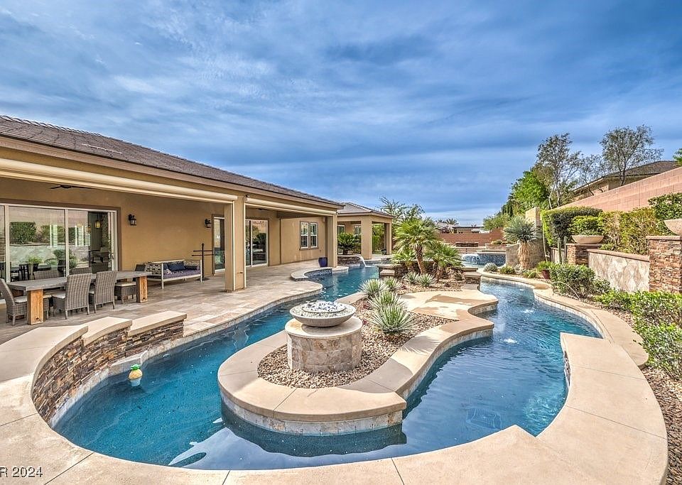 1st image of 7167 Messara Cir