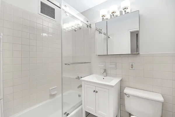 Rented by Harlington | media 13