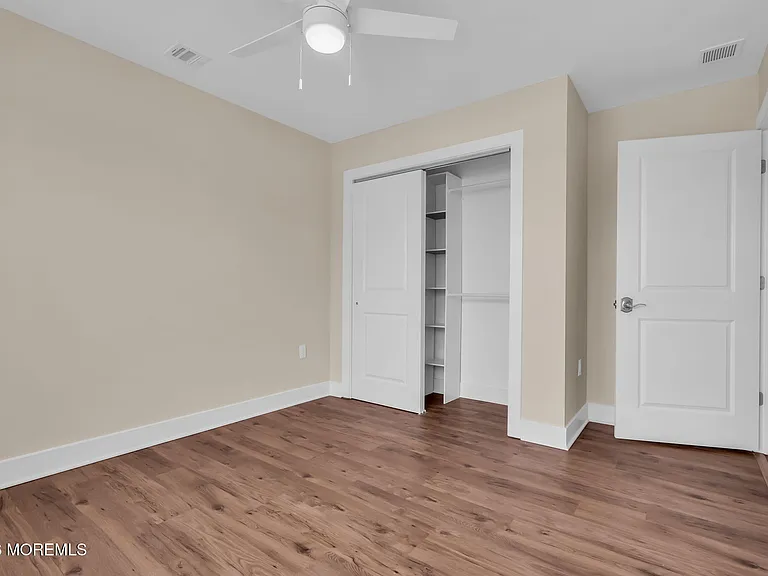 58 Cove Rd — Photo 44