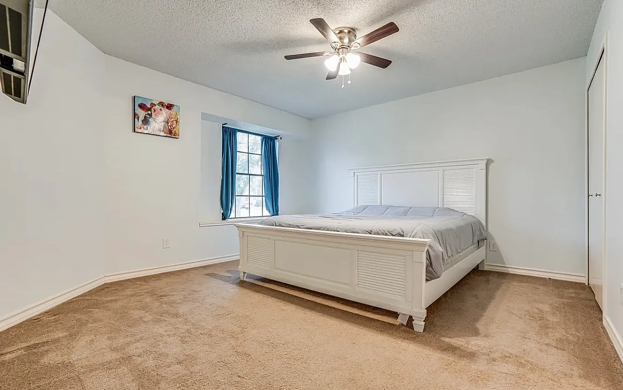 3 bed, 1358 sqft, $1,700 — Photo 4