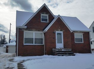 7911 Southington Dr, Parma, OH