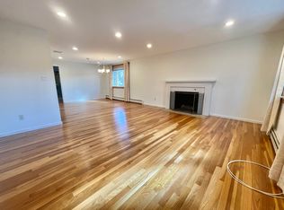 77 Louise Rd, Chestnut Hill, MA 02467