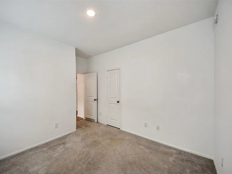 19348 Villa Mesa Dr — Photo 33