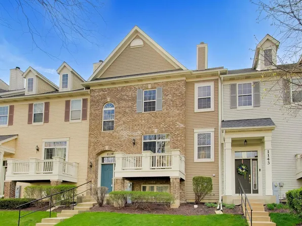 1139 Orangery Ct, Carol Stream, IL 60188