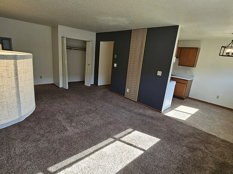 530 5th St E #104 — Photo 3