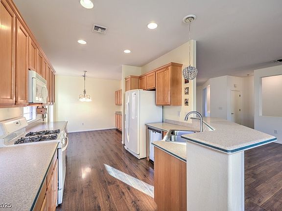 5th image of 1848 High Mesa Dr