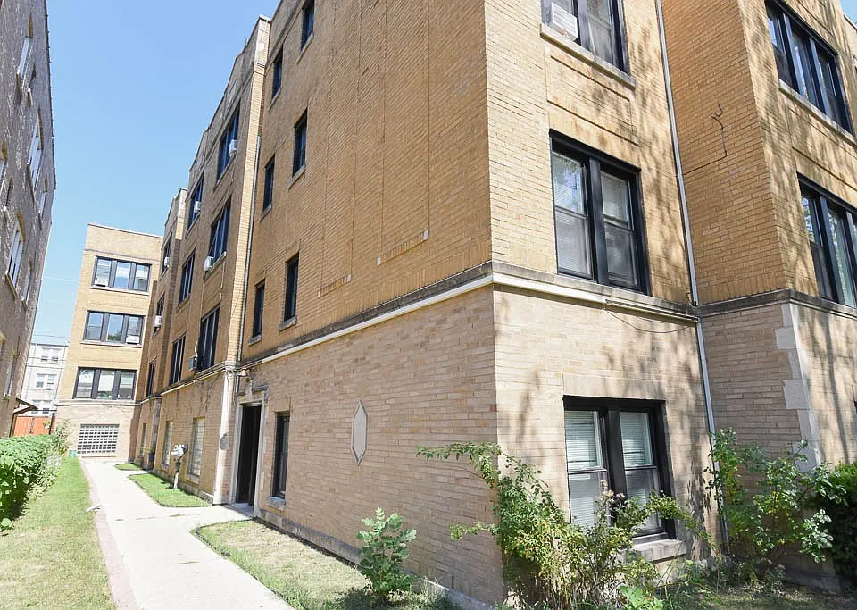 3906 W Argyle St #A2