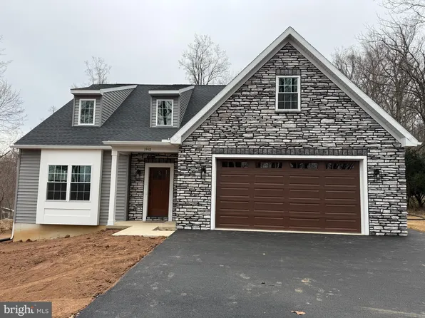 1948 Mount Gretna Rd, Elizabethtown, PA 17022