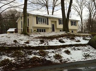 9 Tanglewood Dr, Milford, MA 01757