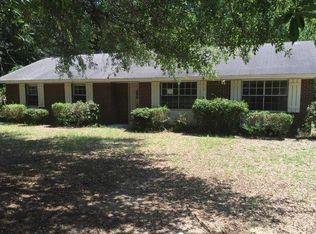 1208 Valley Rd, Crestview, FL 32539