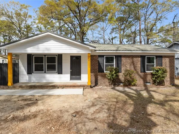 7011 Zepher Rd, Fayetteville, NC 28311