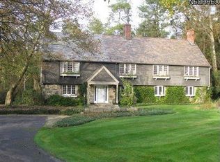 45001 Falls Rd, Hunting Valley, OH 44022