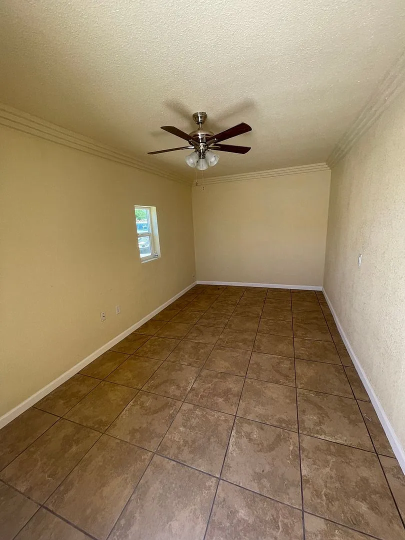 One Bedroom One Bathroom near Downtown Yuma! — Photo 4