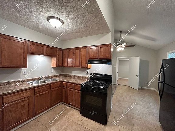 2nd image of 6460 Southbridge Cv