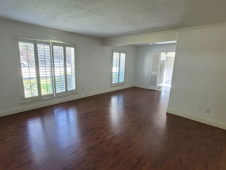7903 Meadow Park Dr #103 — Photo 9