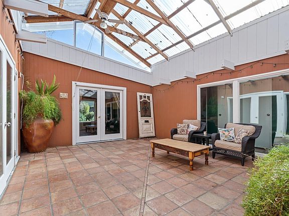 2nd image of 383 Bruce Avenue