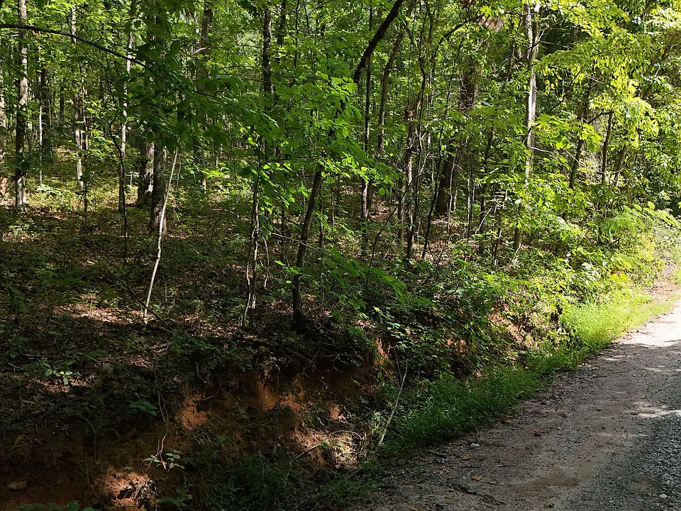 2nd image of 184 Hillside Dr