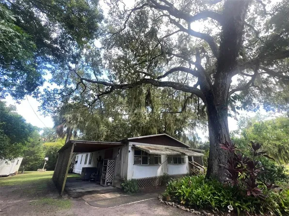 697 Eagle Watch Rd, Oak Hill, FL 32759