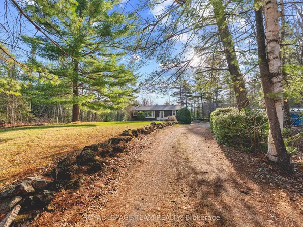 31 Manning Rd, Bonnechere Valley, ON K0J 1T0