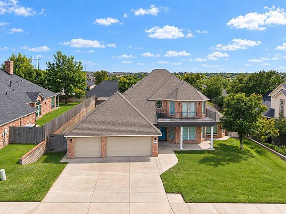 2nd image of 25 Carnoustie Ln